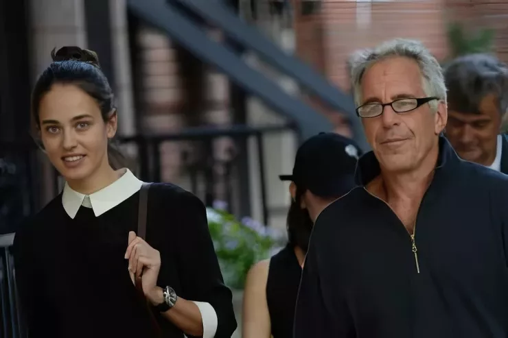 Epşteynin qızları seks köləliyinə  necə cəlb etməsi ilə bağlı yeni detallar AÇIQLANDI 