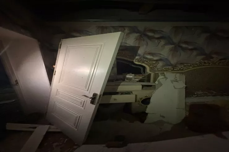 Şirvanda evdə partlayış oldu : yaralanan var-VİDEO 