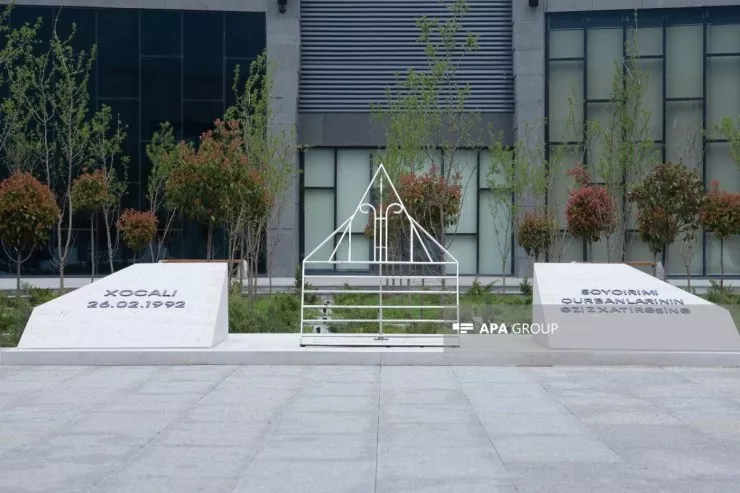 Hikmət Hacıyev diplomatlarla Şərqi Zəngəzura getdi - FOTOLENT 