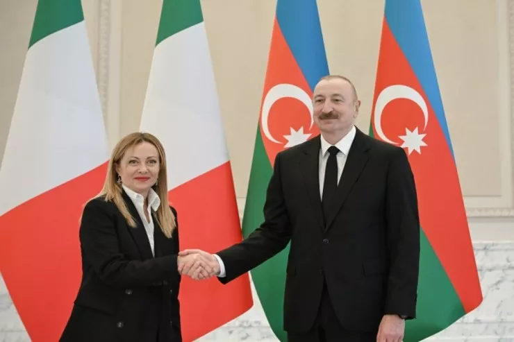 Prezident Ciorcia Meloni ilə təkbətək görüşdü