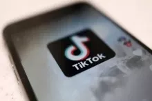 Yeni TikTok trendi uşaqları kütləvi şəkildə xəstəxanalıq edir - Reanimasiyadadırlar  