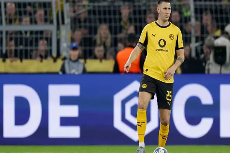Bundesliqanın ulduzu 30 yaşında futboldan gedir 