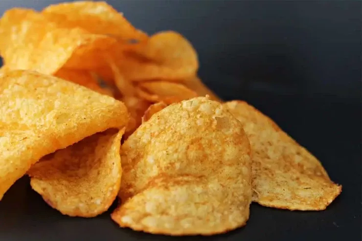 Gündə 1 paket cips yemək beyni  məhv edir - ARAŞDIRMA 