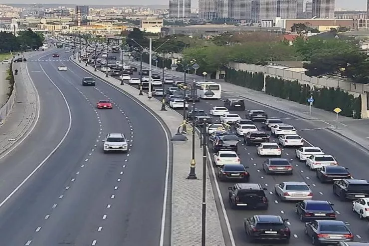 Bakıda bu yollarda sıxlıq var - SİYAHI 