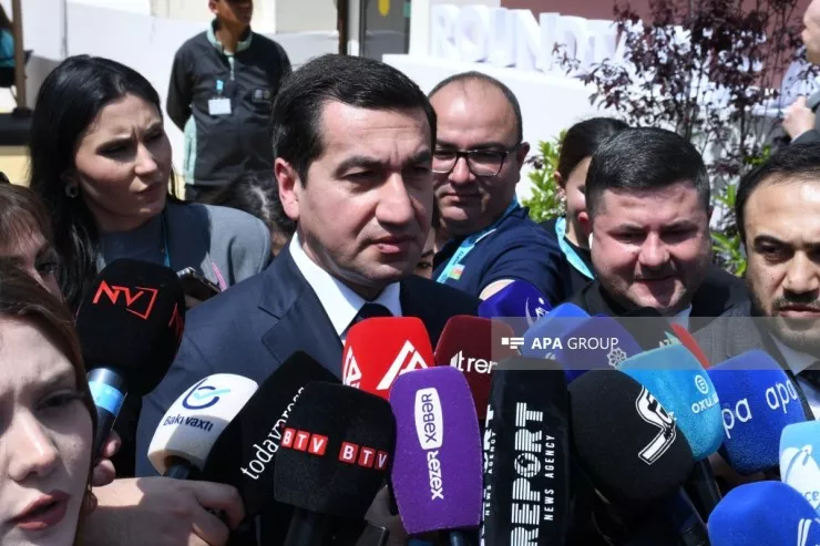 Azərbaycan kimi öz hesabına 300-dən artıq kənd quran ikinci ölkə yoxdur - Hikmət Hacıyev 