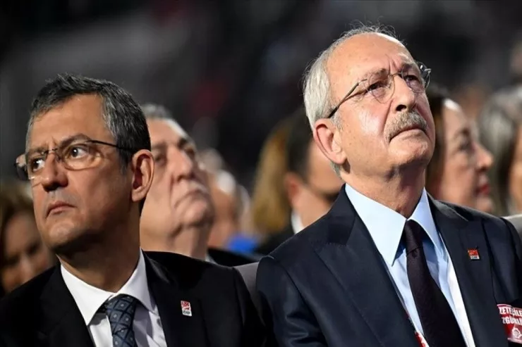 Özgür Özel CHP   sədri postundan kənarlaşdırıldı, yerinə Kılıçdaroğlu   gəldi