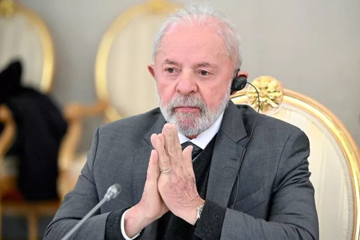 80 yaşlı prezident 120 il  yaşamaq   istəyir 