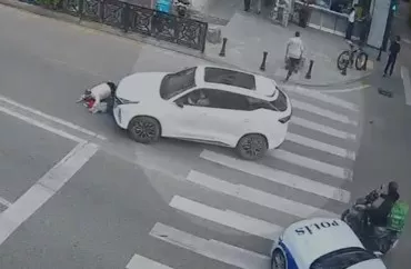 "Cip" ana və oğlunun üstündən keçdi - Bakıda DƏHŞƏTLİ GÖRÜNTÜLƏR