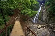 "Yeddi gözəl"  şəlaləsində UÇQUN:  əcnəbi turist yaralandı