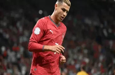 Ronaldo  birinci  deyil - Milli komandalardan  səs-küylə gedən  oyunçular