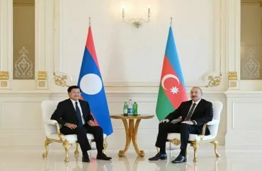 Laos Xalq Demokratik Respublikasının Prezidenti Thonqlun Sisulit, Prezident İlham Əliyev