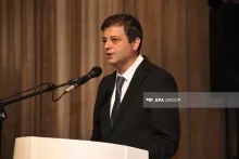 Vüqar Zifəroğlu Mətbuat Şurasının sədri seçildi 