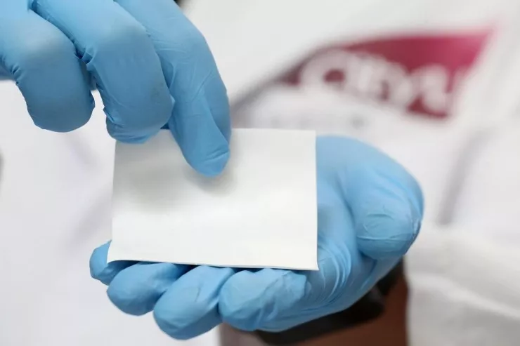 Yeni material elektron cihazları enerji sərf etmədən soyuda bilər xəbəri üçün şəkil