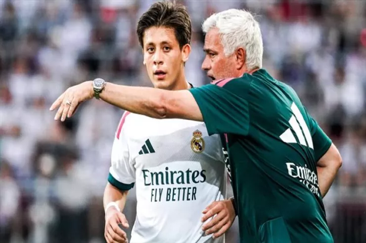 Mourinyo Arda Güleri  elə təriflədi ki...  