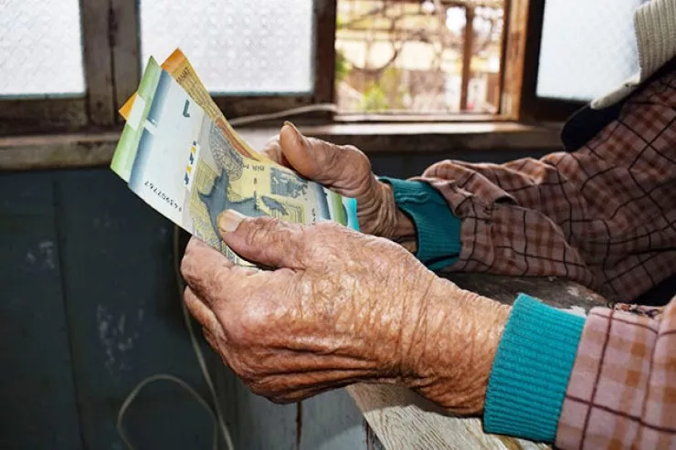 Əmək pensiyalarının  bərpası   və yenidən təyin edilməsi qaydaları  AÇIQLANDI 