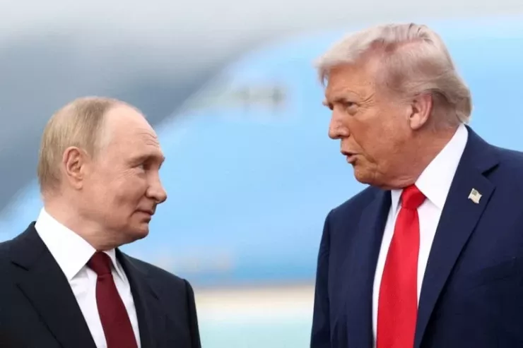 Klinton: Putinin əlində Trampa aid foto və videolar  var
