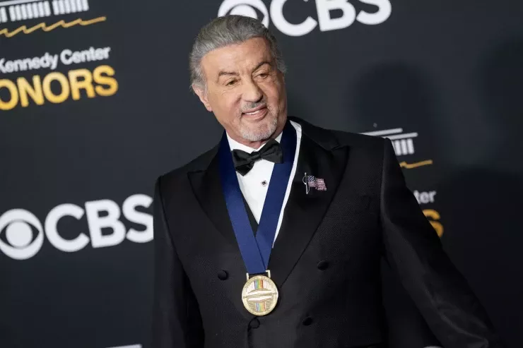 Stallone Şvartseneggerlə 20 illik düşmənçiliyindən  danışdı