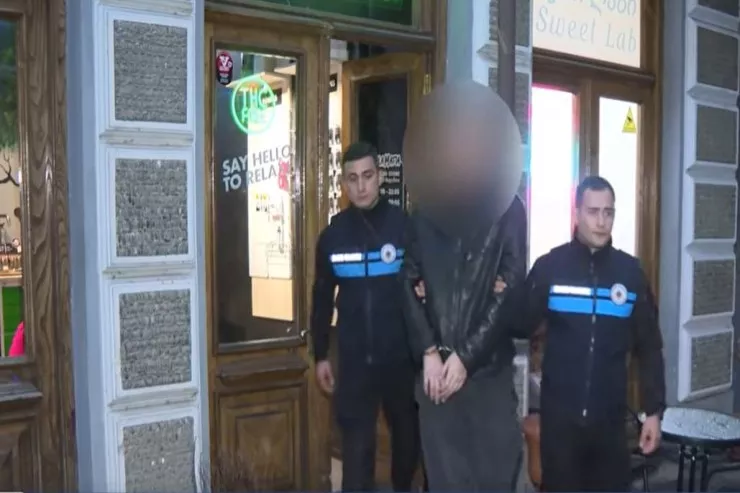 Onlarla miqrant deportasiya  olundu: azərbaycanlılar da var - VİDEO 