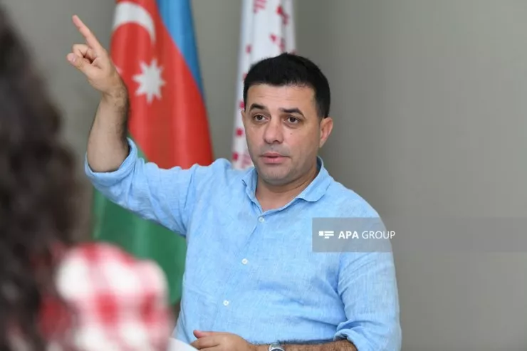 “Musiqidən başı çıxan adam onu nə proqrama çağırar, nə toyuna” – Rəvan Qarayevlə MÜSAHİBƏ 