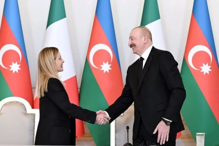 Meloni İlham Əliyevə təşəkkür etdi 