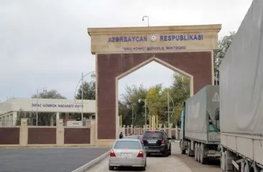 Gömrükdən keçirilən avtomobillərin  bəyan edilməsi  qaydası dəyişdi