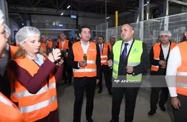 Xarici diplomatlar “İstisu” mineral su zavodunda
