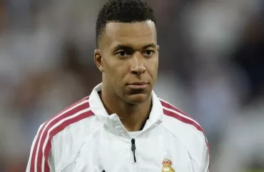 Mbappe ən yaxşı gənc futbolçunun adını AÇIQLADI