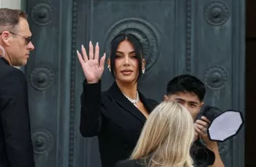 Kim Kardaşyana 1 avro təzminat ödəniləcək