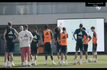 Mourinyo taktikanı izah etmək üçün "Real"ın məşq meydançasına nəhəng ekran quraşdırdı