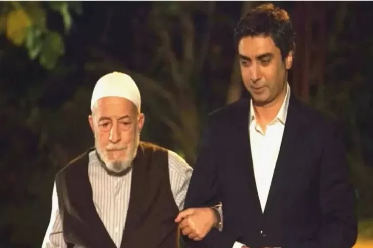 “Kurtlar Vadisi”nin “Ömer Baba”sından şok etiraf:  “Şaşmaz qardaşları dürüst adamlar  deyil”