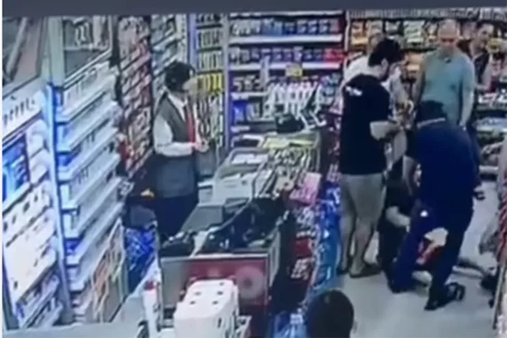 Bakıda marketdə arvadını döyən həbs edildi  - VİDEO 