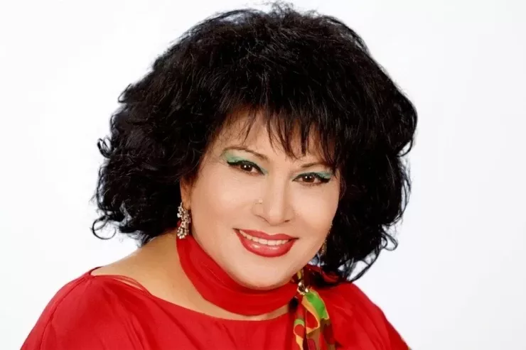 Zeynəb Xanlarova