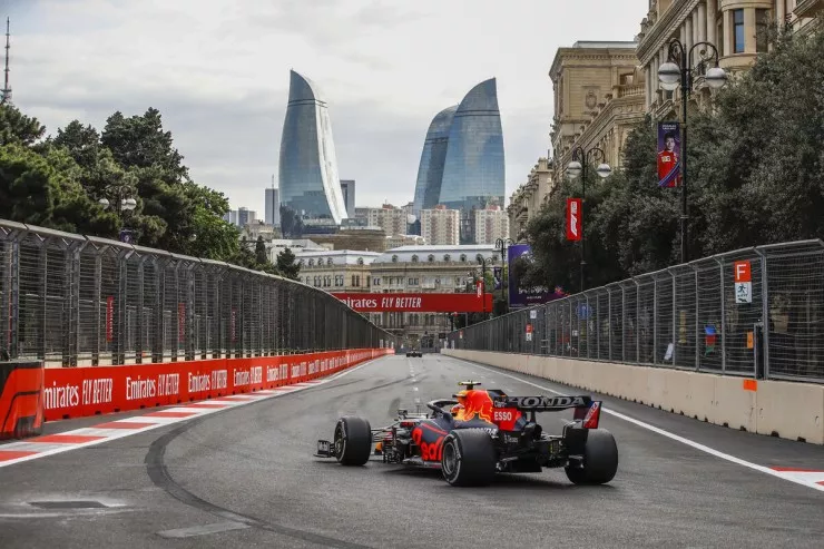 Formula 1 üzrə Azərbaycan Qran-Prisində sərbəst yürüşə start verildi