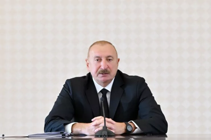 Prezident onları təltif etdi 