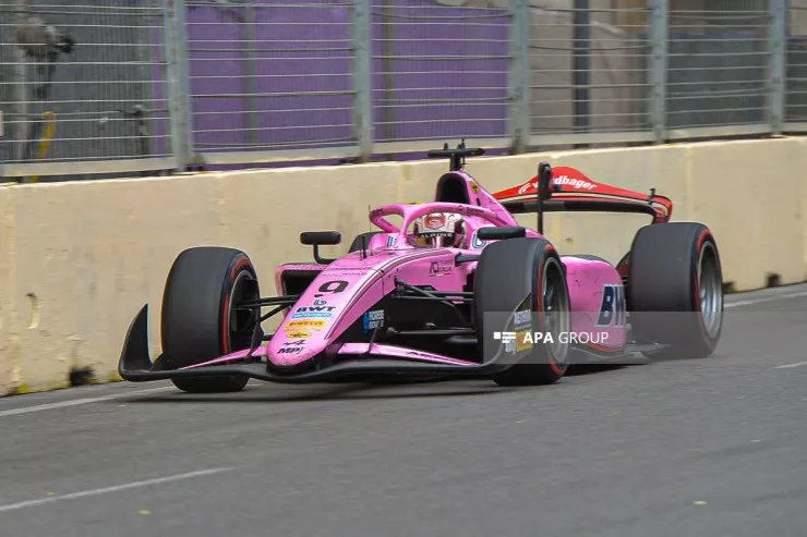 Formula 2 Bakı Qran-Prisinin ikinci böyük səhnəsi - FOTOLENT 