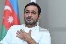 Maşın da yumuşam,  təkər də qaraltmışam,  "bakkuş" da satmışam  - Aktyor Səmimi Fərhadla MÜSAHİBƏ 