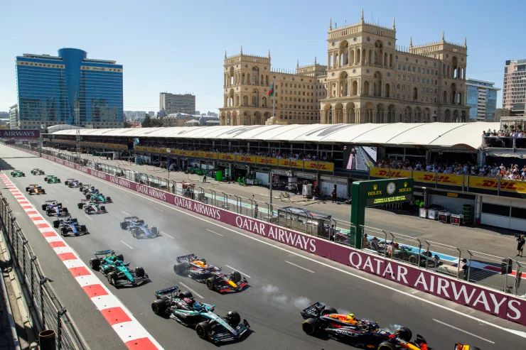 Prezident və ailəsi "Formula 1"  yarışlarını izləyir