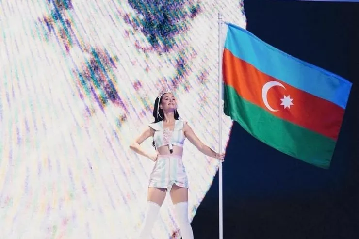 “Səni sevirəm, Bakı”