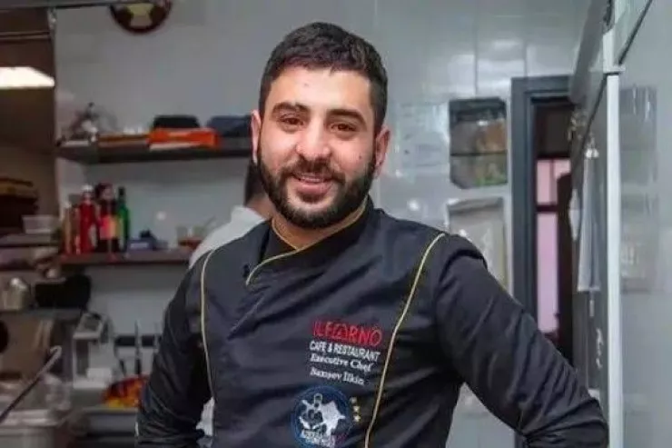Yumruqla   şüşəni sındıran aşpaz öldü - Bakıda DƏHŞƏT 