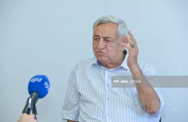 Xanəndələrdən təkcə Səxavət...