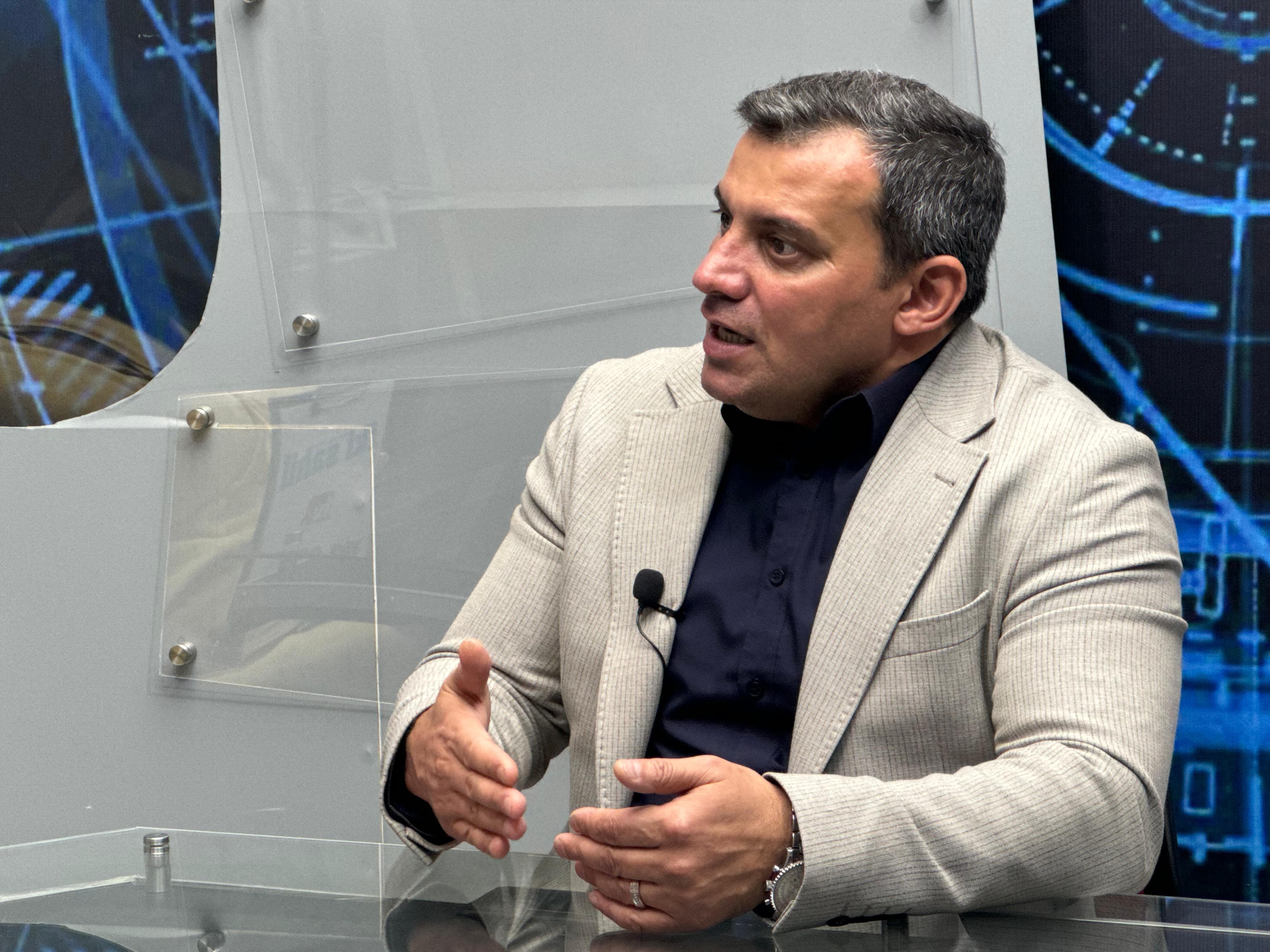 Kənd toyuğu" adı ilə insanları öldürürlər - Bazarda təhlükəli fırıldaq